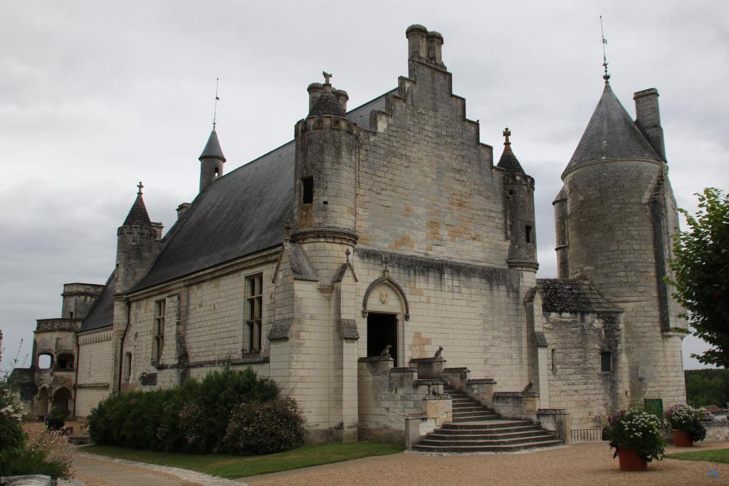 Loches