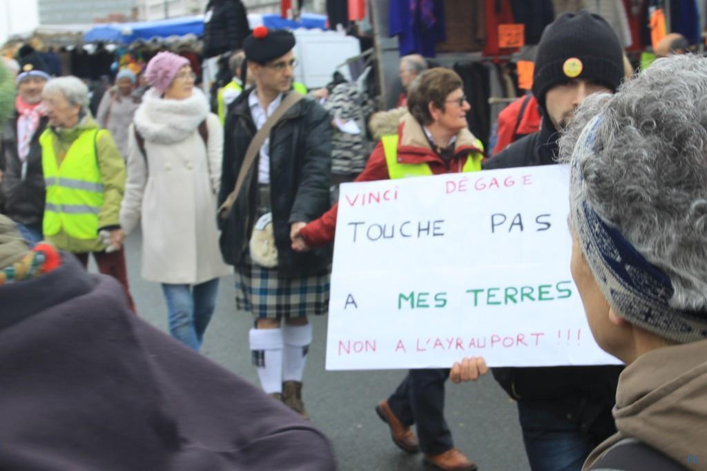 La farandole contre NDDL