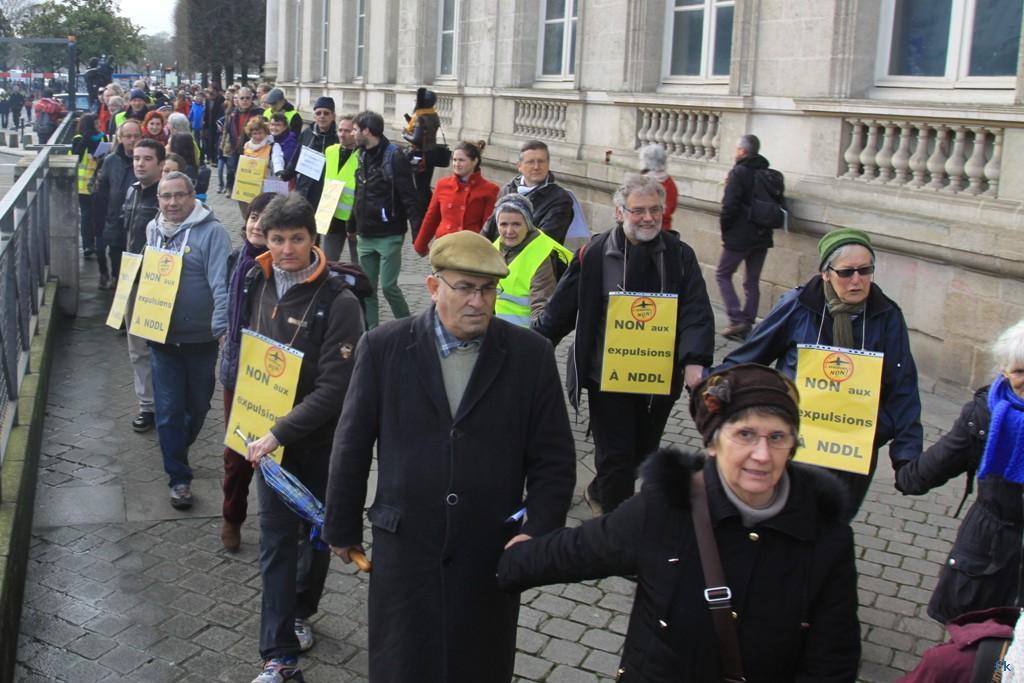 La farandole contre NDDL