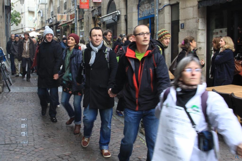 La farandole contre NDDL