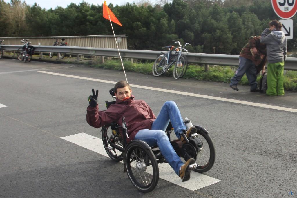Le pont de Cheviré contre l'aéroport NDDL